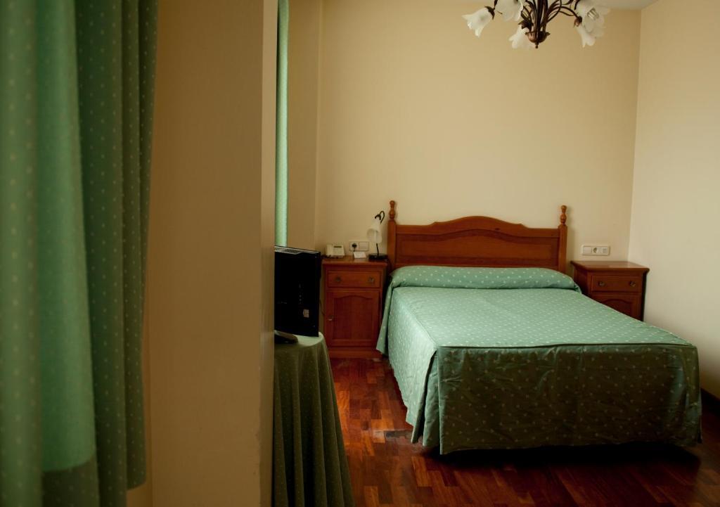 Hotel Balneario De Артейсо Екстериор снимка